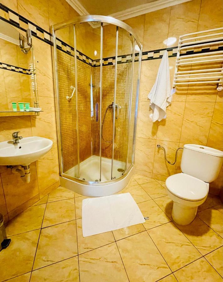 Palac Hotell 3*