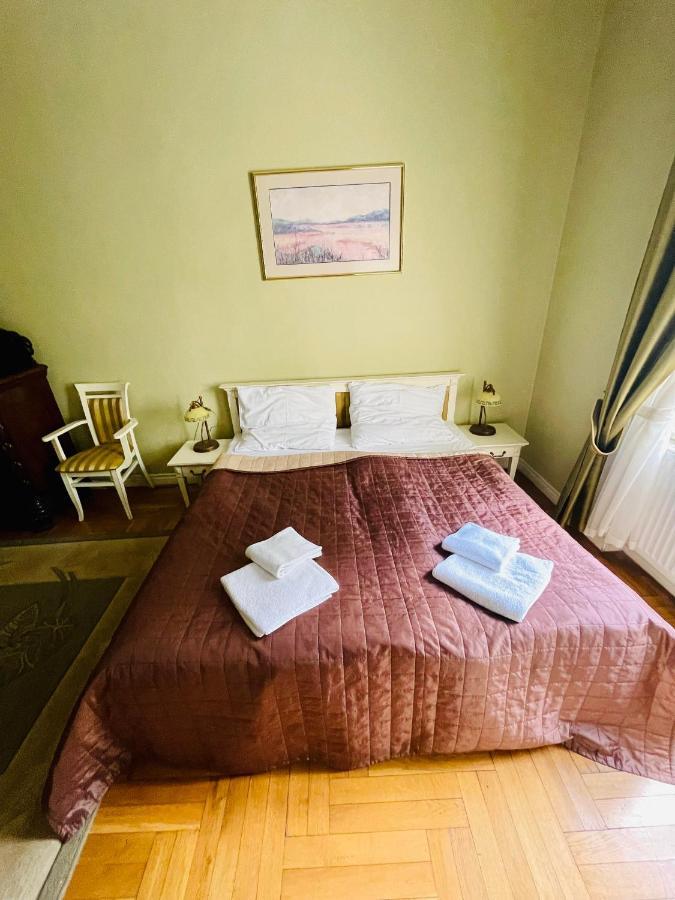 Palac Hotell 3*